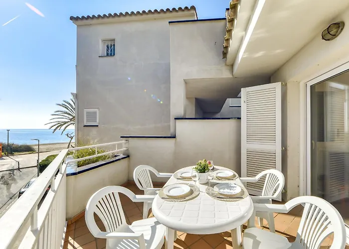 Apartment Platja De Roses-5 By Interhome