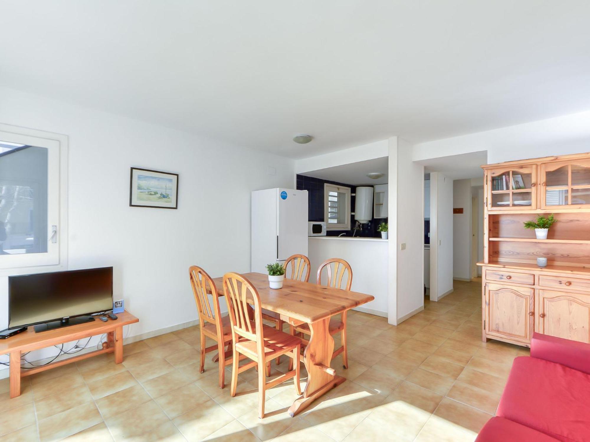 Appartement Platja De Roses-5 By Interhome